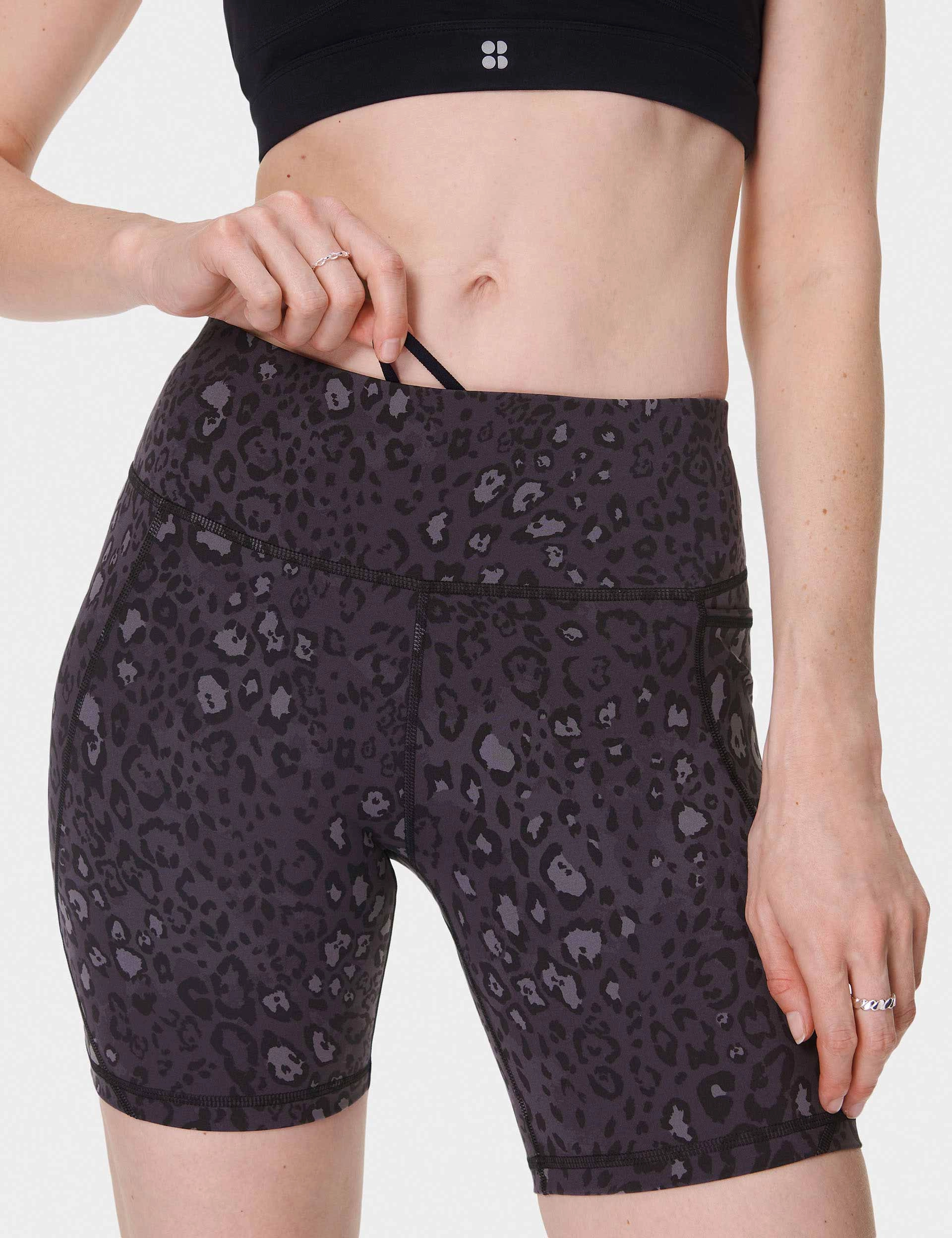 Power 6" Cycling Shorts - Black Luxe Leopard