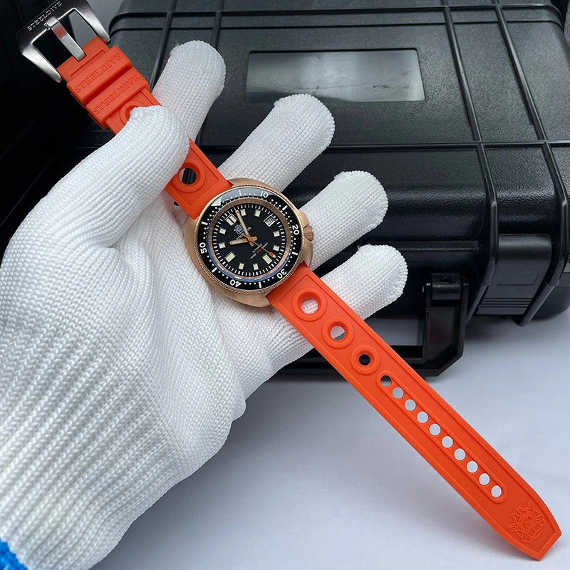 Steeldive 1970S Bronze Captain Willard 6105 Watch V2
